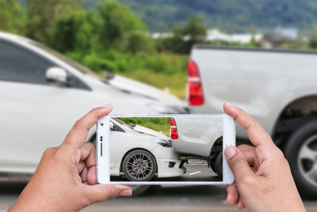 TOMAR BUENAS FOTOGRAFÍAS EN UNA ESCENA DE UN ACCIDENTE